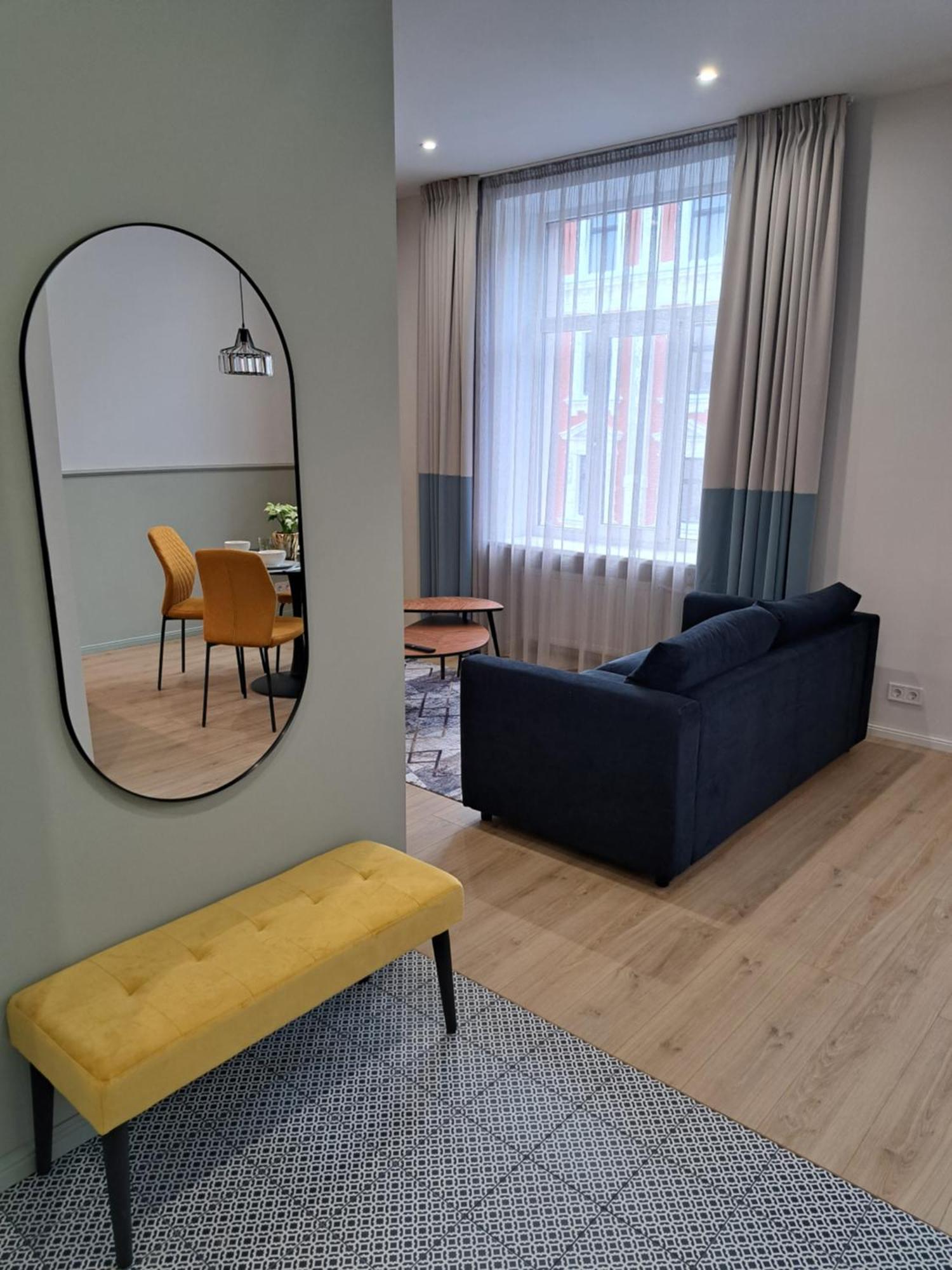 Golden Palms Apartment In The City Centre ريغا المظهر الخارجي الصورة